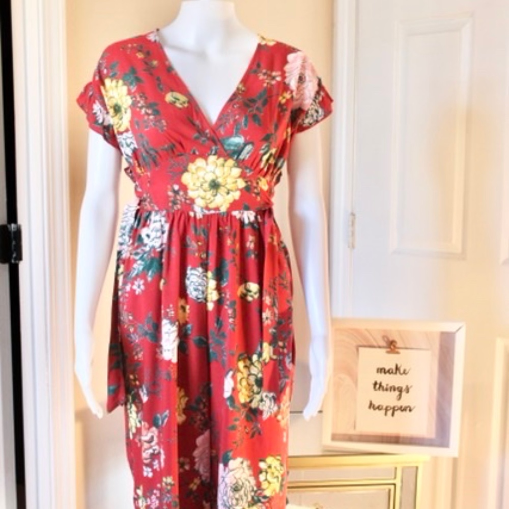 Xhilaration Target brand Red multi color flowery jumpsuit. Size S.